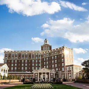 **** Hotel The Historic Cavalier And Club Autograph Collection USA